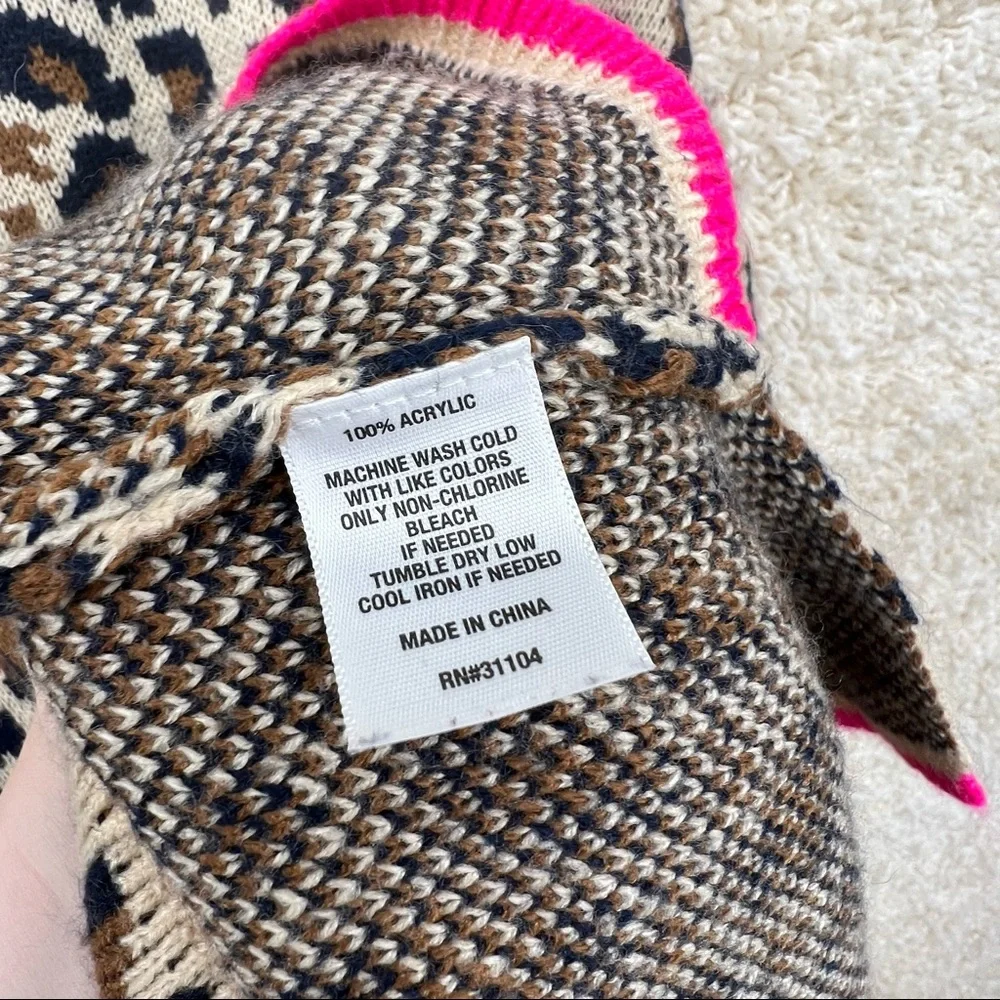 Crown & Ivy women US XL animal print sweater with pink bow trim high low - Picture 5 of 7